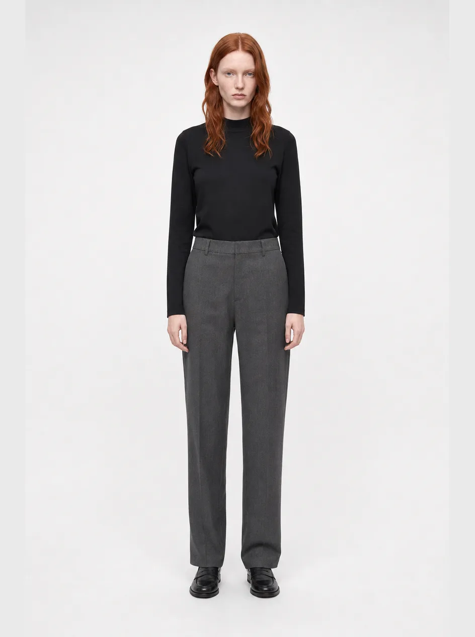 Ida — AI fashion model, full-body studio portrait